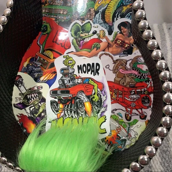 Man Cave Ukulele Wall Art - Picture 4 of 14